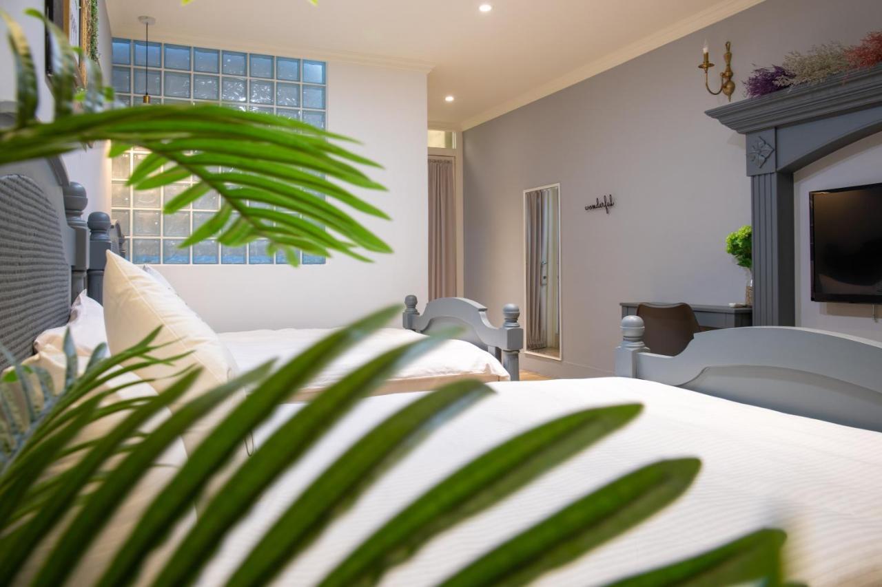 Sleepie Muti-Minsu Center Apartment Kaohsiung Luaran gambar